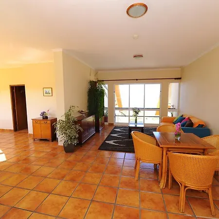 Bed & Breakfast Residencial Farol 3*