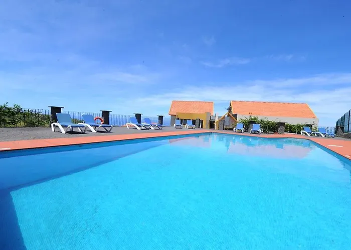 Residencial Farol Bed & Breakfast