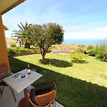 Alojamento de Acomodação e Pequeno-almoço Residencial Farol Ponta do Pargo