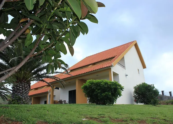 Residencial Farol 3* 폰타 두 파르구