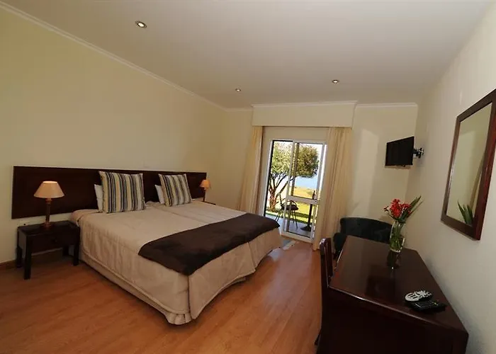 Residencial Farol Nocleg ze śniadaniem 3*